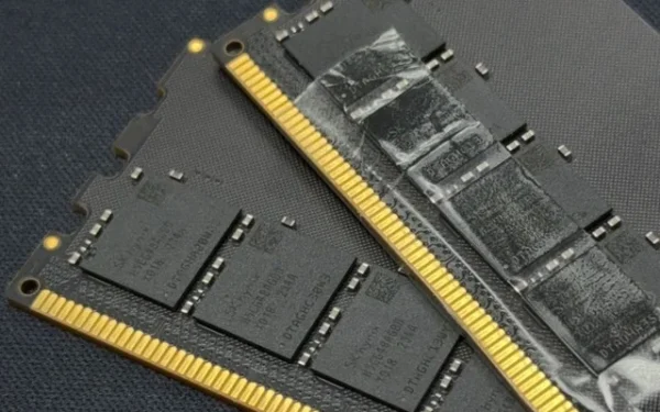 DDR5 HUDIMM: A „félkarú” memória, ami megfelezi a teljesítményt