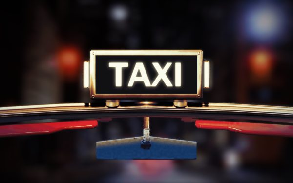 A Crazy Taxiba most már rendőrök is beszállnak