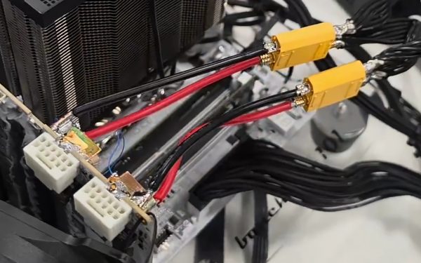 Forrasztással kerülte meg a 16 tűs csatlakozót egy extrém RTX 5090-es mod