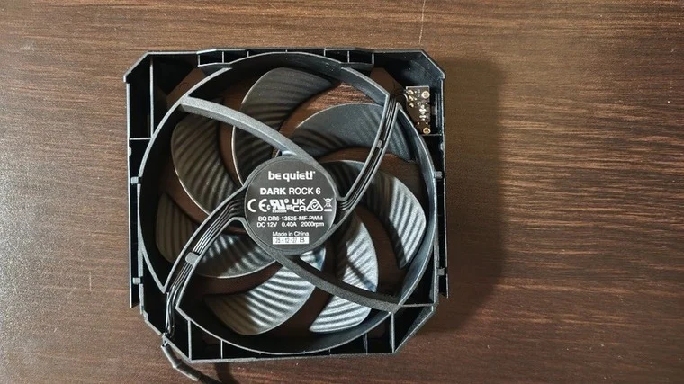 be quiet! Silent Wings 135mm PWM ventilátor a Dark Rock 6-on