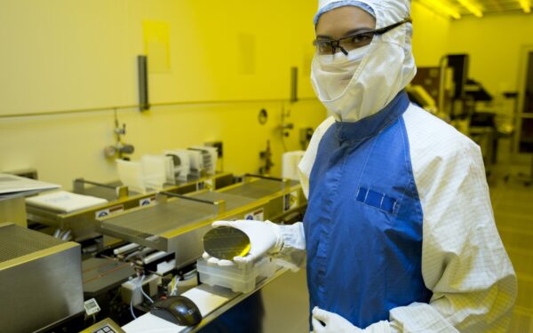 CXMT G5: 12 nm-es DRAM lapkák négyszeres maszkolással