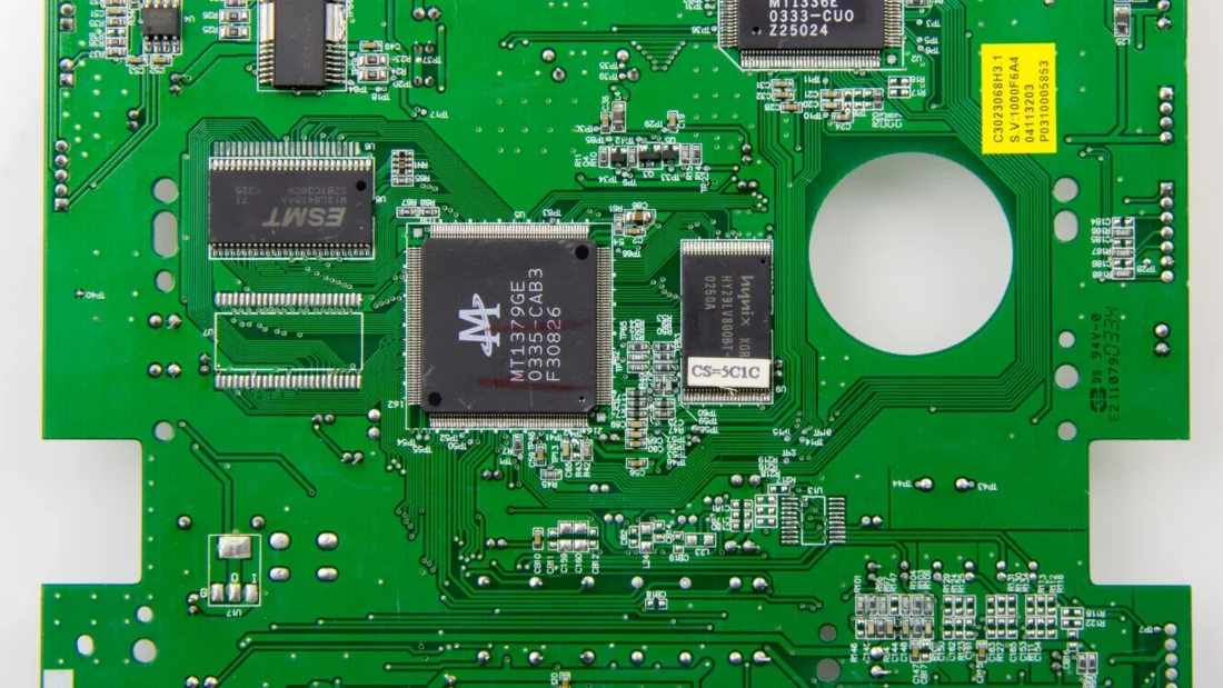 Akár 50 százalékkal drágulhatnak a PCB-k: miért elkerülhetetlen az alaplapok áremelése?
