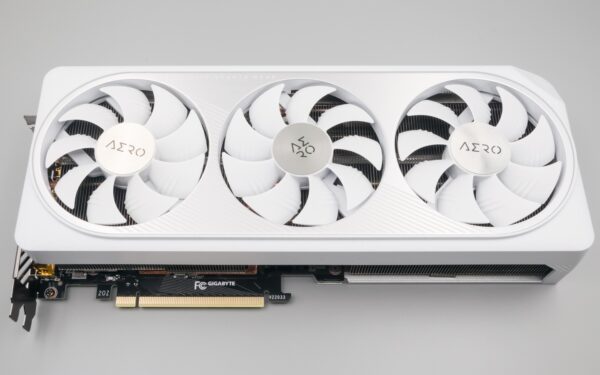 Mi az a shader akadozás, és miért akadnak a modern PC-s játékok még csúcshardveren is?