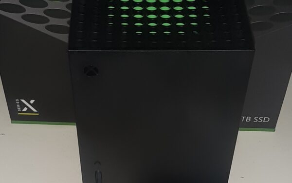 Összeomlóban az optikai meghajtók piaca: lemezolvasó nélkül érkezhet a következő Xbox