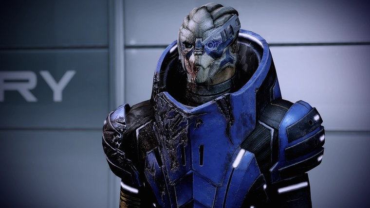 Garrus Vakarian kék páncélban a Mass Effect Legendary Edition egyik jelenetében