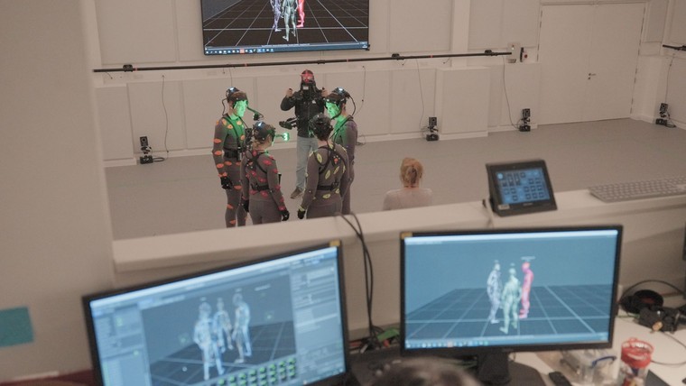 A Ninja Theory cambridge-i stúdiójának korszerű Performance Capture mozgásrögzítő terme kamerákkal