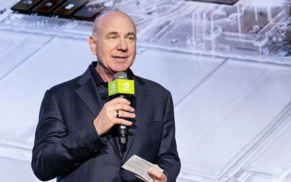 Az Nvidia szerint nem szűnt meg az RTX 5090, a szállítás folytatódik