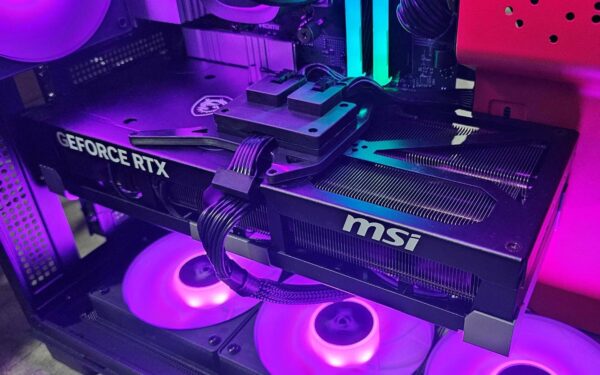 RTX 5090 12VHPWR mod: 40 °C alatt maradt a csatlakozó